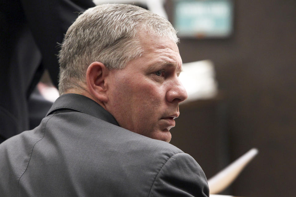 Lenny Dykstra is seen during his sentencing for grand theft auto in the San Fernando Valley section of Los Angeles. (AP Photo/Nick Ut)