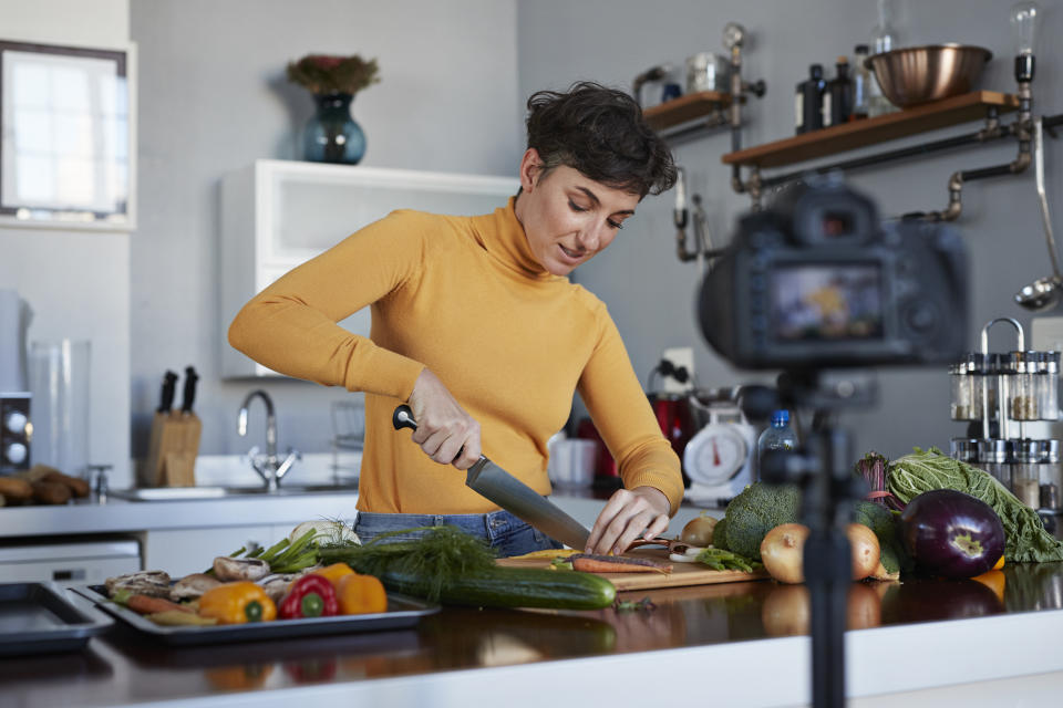 Los millennials y la generación X son los máximos representantes del veganismo. Eso sí, en España, la proporción es muy desigual, con sólo un 0,2 por ciento de veganos, un 1,3 por ciento de vegetarianos y un 6,3 por ciento de flexitarianos. (Foto: Getty)