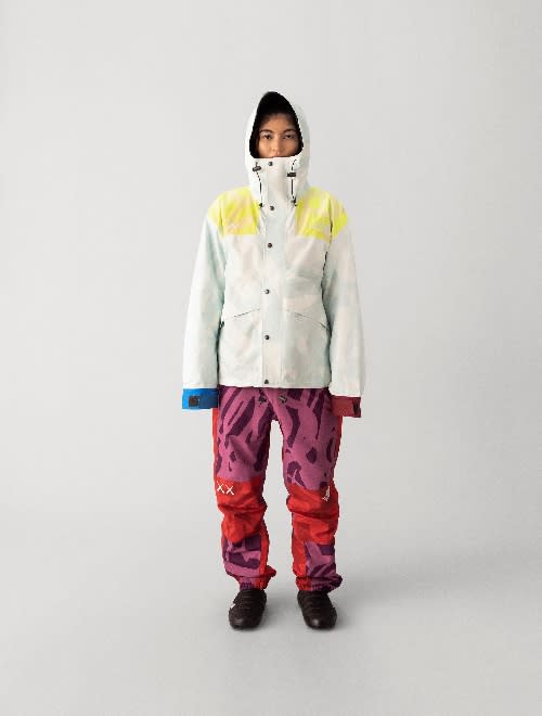 kaws-tnf-white-jacket