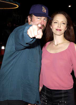 John Ritter and Amy Yasbeck at the Westwood premiere of MGM's Bandits