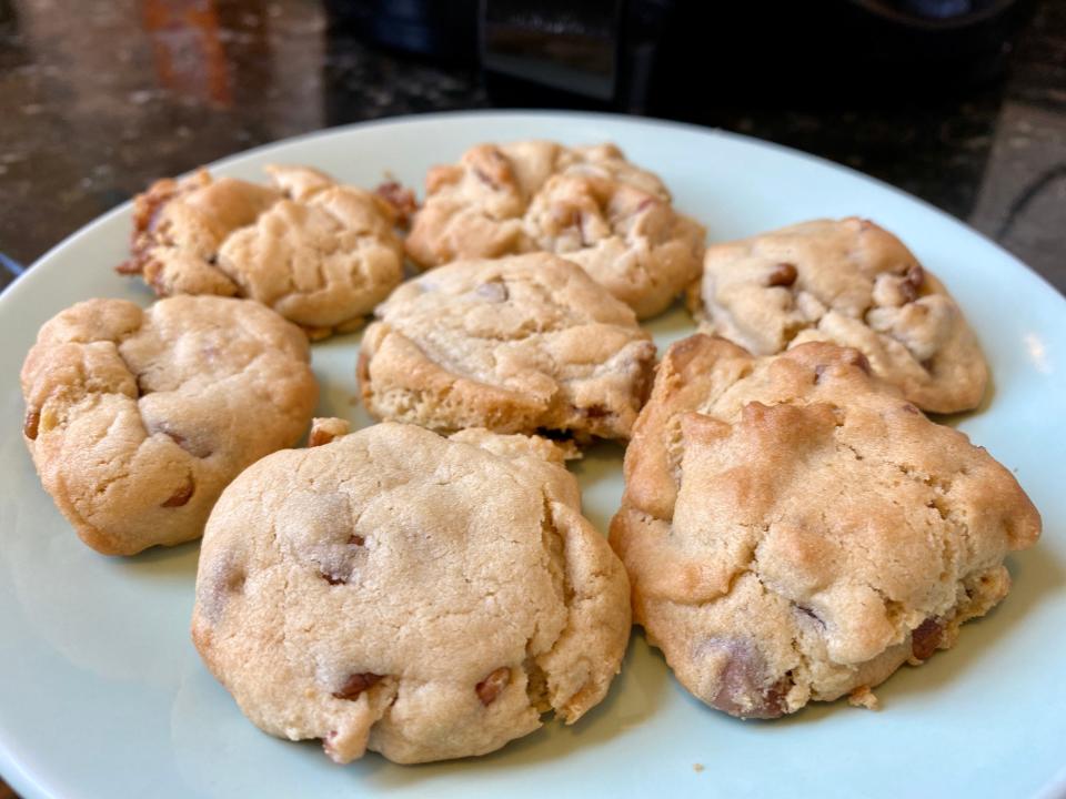 chocolate chip cookies