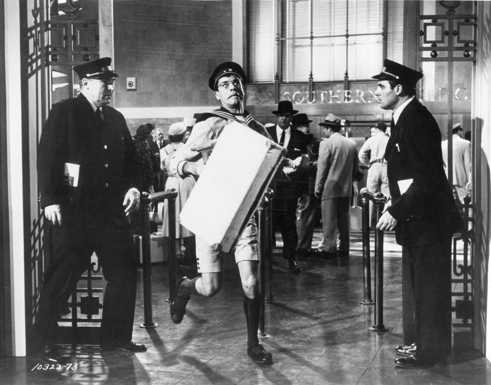 Jerry Lewis hams it up in Union Station for a scene from Paramount's 1955 comedy "You're Never Too Young" with Dean Martin.