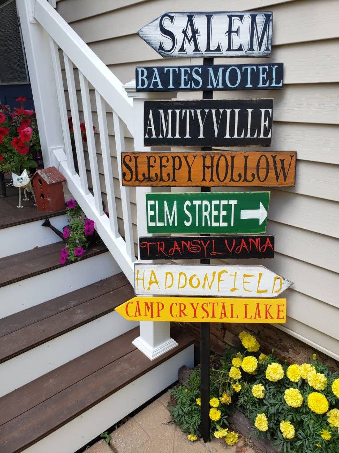 Halloween Directional Porch Sign