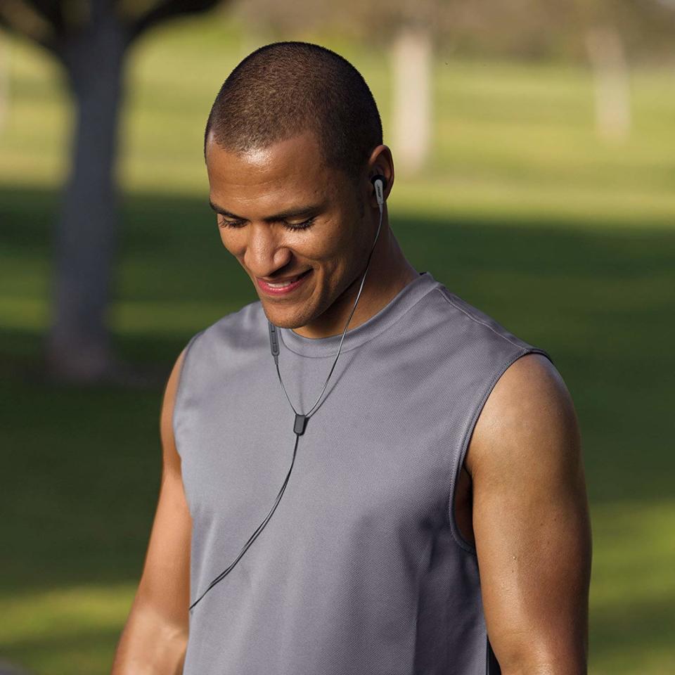 Save $60 on these in-ear headphones from Bose. (Photo: Walmart)