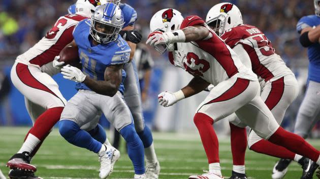 Cameraman at Lions and Cardinals game gets hit in crotch by field