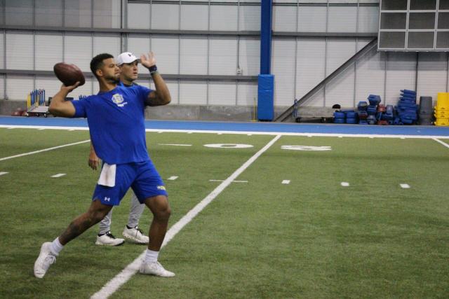 Steelers Select South Dakota State QB Chris Oladokun With 241st