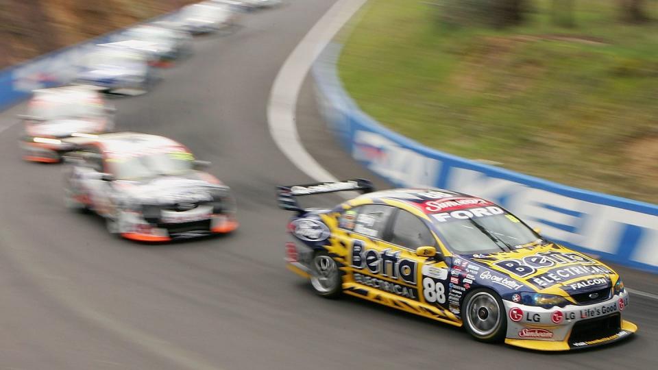 v8 supercars bathurst 1000