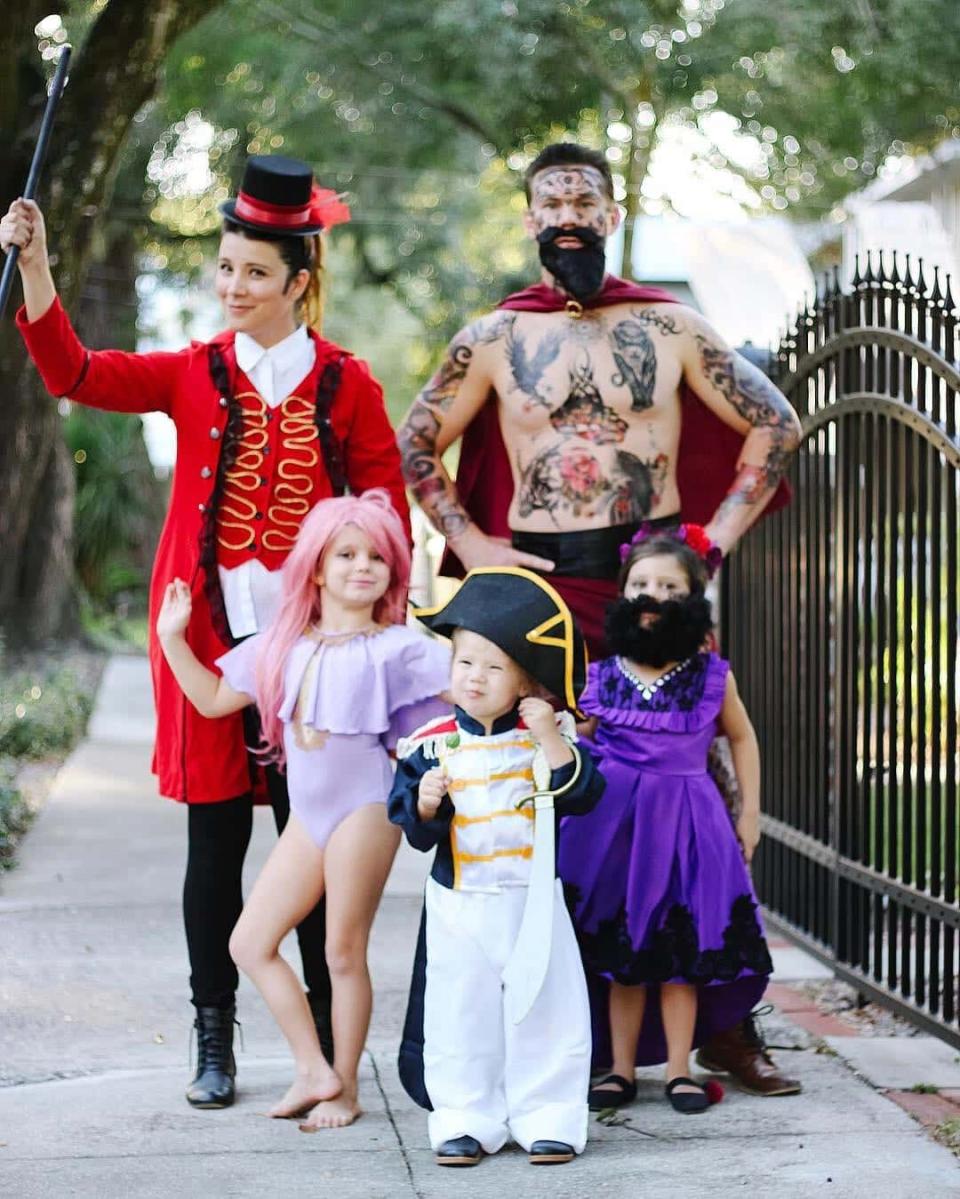 The Greatest Showman Family Costume