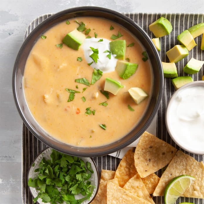 Enchilada Chicken Soup Exps Ft20 18496 F 0917 1 2