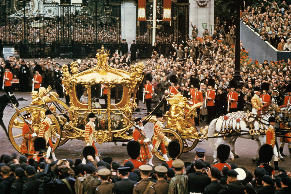Queen Elizabeth in Royal Carriage (Bettmann Archive / via Getty Images file)