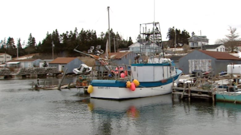 One year 'sufficient time' for fishermen to grasp new rules, Transport Canada says