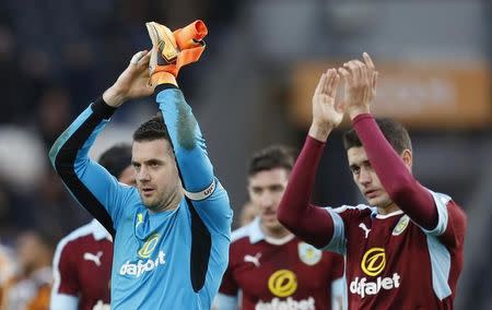 Britain Football Soccer - Hull City v Burnley - Premier League - The Kingston Communications Stadium - 25/2/17 Burnley's Matthew Lowton and Tom Heaton (L) applaud fans after the game Action Images via Reuters / Ed Sykes