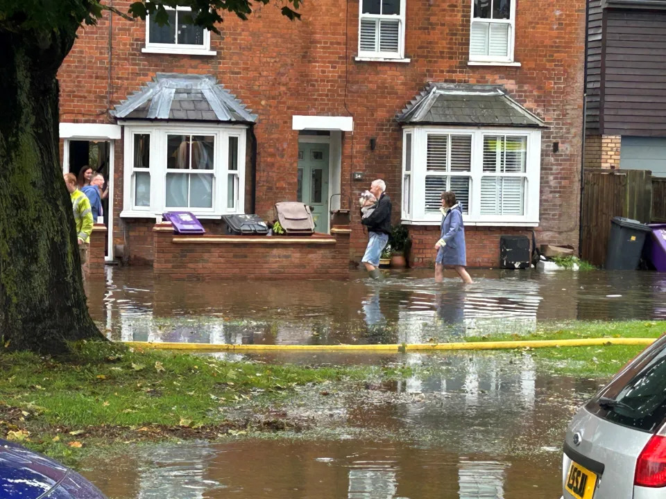 Homes flooded on Woolgrove Road along the River Purwell in Hitchin (Wesley Johnson/PA Wire)