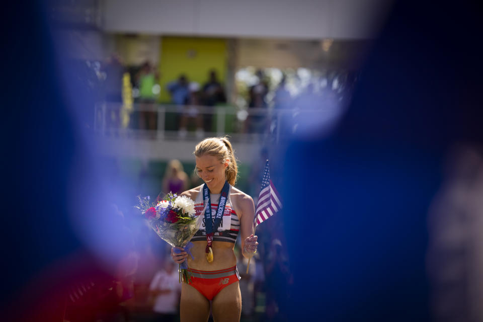 Emily Sisson ganó la carrera de 10.000 metros en las pruebas olímpicas de pista y campo de Estados Unidos en Eugene, Oregón, el 23 de junio de 2021. (Alexandra Garcia/The New York Times)