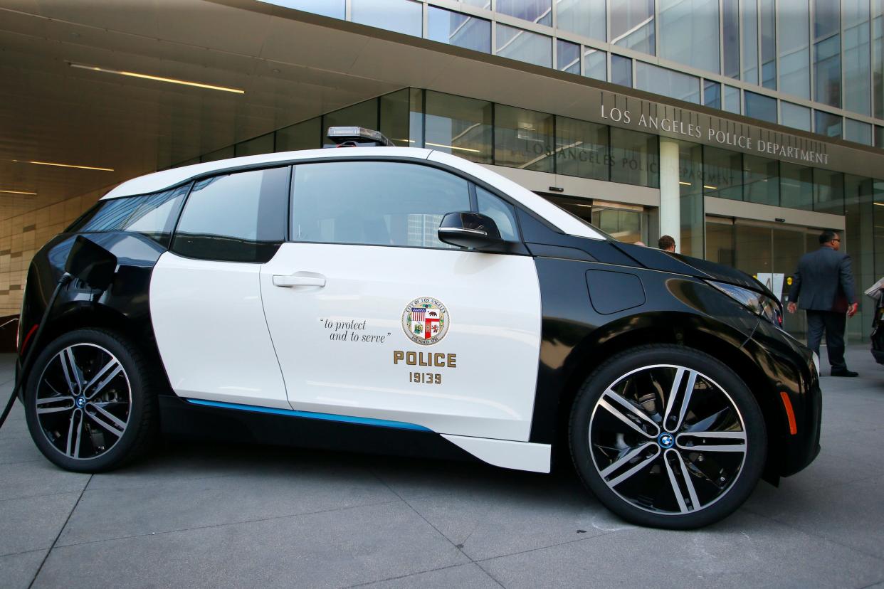 LAPD BMW i3.