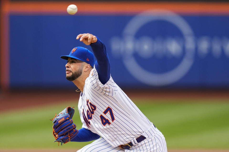 New York Mets' Joey Lucchesi pitches during the first inning in the first baseball game of a doubleheader against the Miami Marlins, Wednesday, Sept. 27, 2023, in New York. (AP Photo/Frank Franklin II)