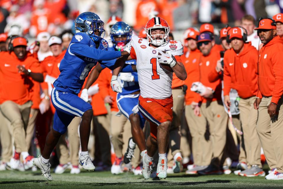 Clemson's Will Shipley.