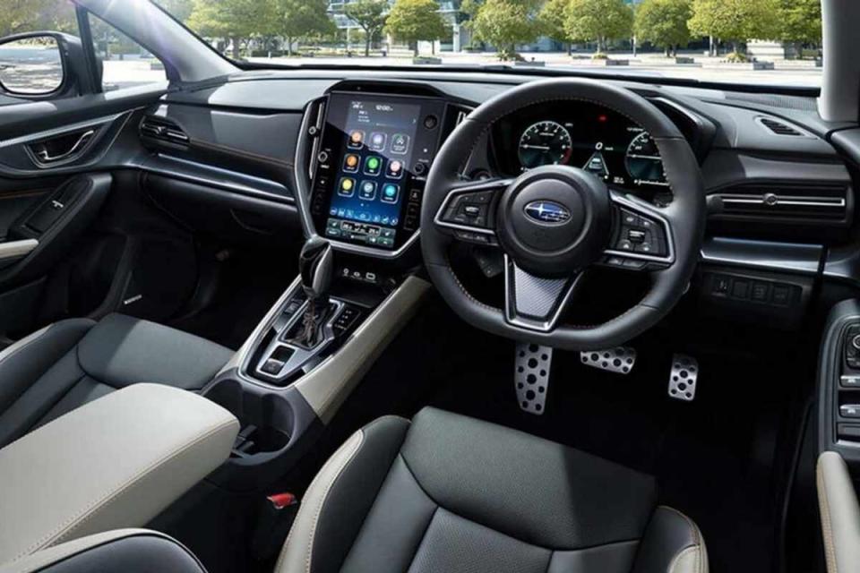 目前公布的Limited EX車型配備Harman Kardon音響系統、肘感應式電動尾門、三鏡頭EyeSight。