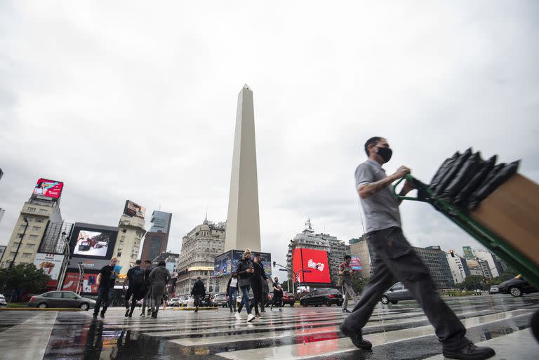 Tormentas y lluvia en el Microcentro de la Ciudad de Buenos Aires