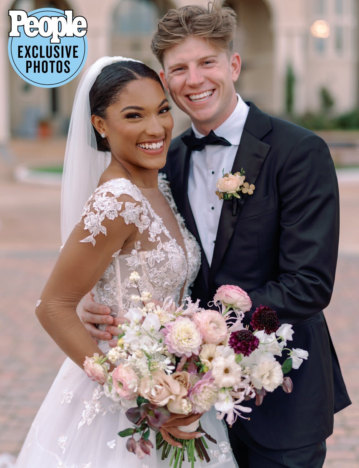 Hunter Woodhall and Tara Davis  What is shown in the photograph -  bride and groom, wedding guests, wedding decor, getting ready through send off after the reception. Where was the image taken - The Lumen Room Dallas TX When was the image taken - Aug 4, 2022 Who took the photograph - Megan Kay Photography Full credit line – photo: @megankayphotography Planning: @alexakayevents Dress: @elizabethleesebridal Hair and make up: @etoillyartistry Studio: @thelumenroom  Source contact information: Name: Megan Buhr Phone: 903-802-1268 E-mail: megankayphotography@gmail.com