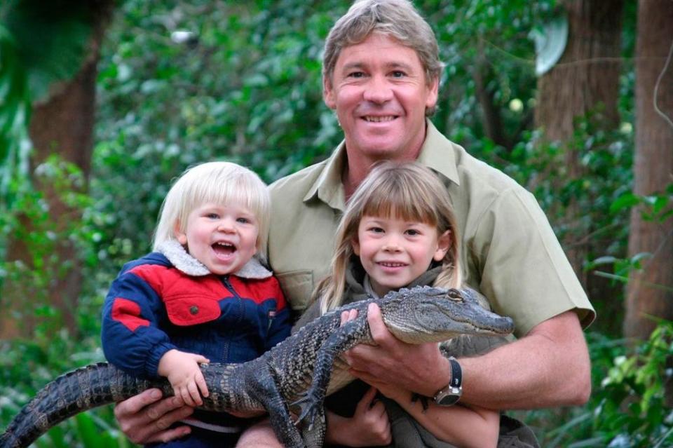 Steve Irwin with Robert and Bindi as children | Newspix/Getty