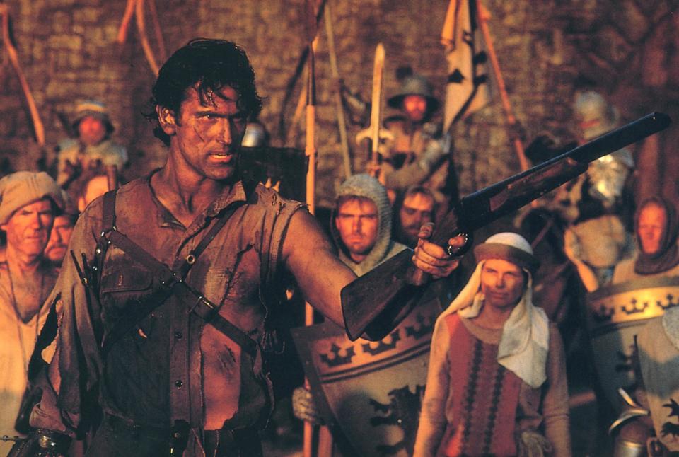 Bruce Campbell-Army of Darkness