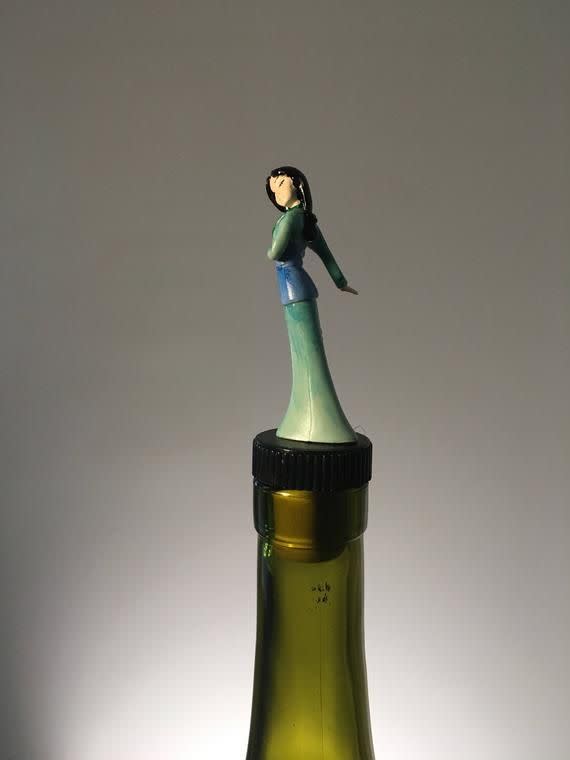 4) "Mulan" Wine Stopper