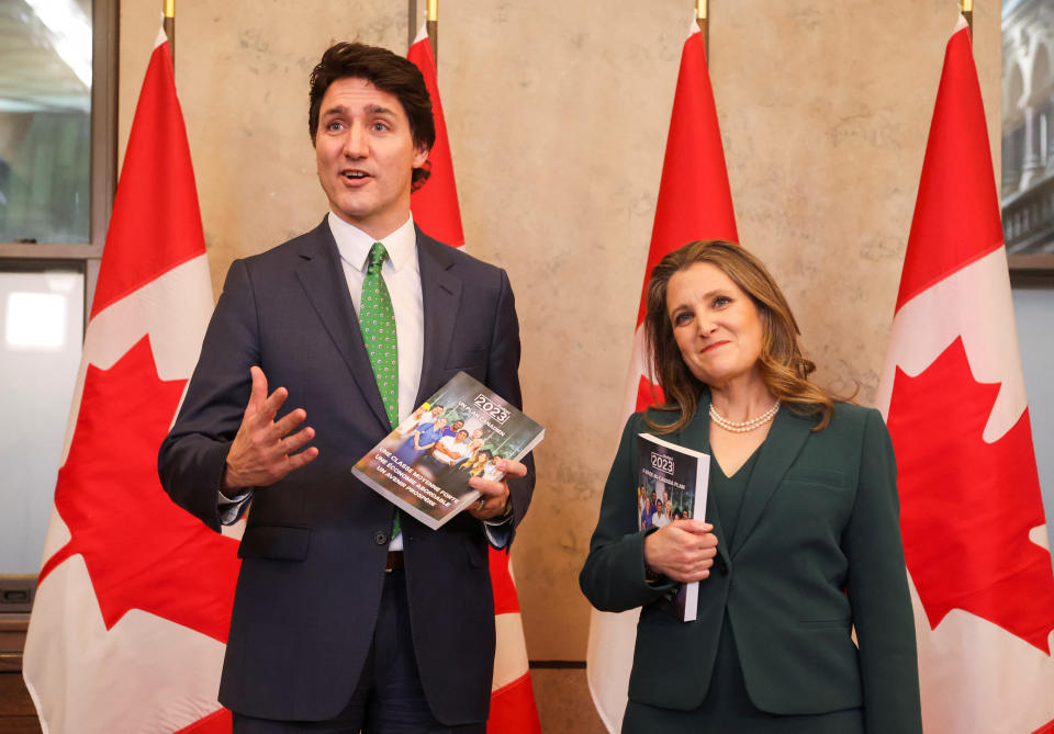 Canada's Prime Minister Justin Trudeau and Finance Minister Chrystia Freeland speak to the media, holding the 2023-24 budget, on Parliament Hill in Ottawa, Ontario, Canada, March 28, 2023.  REUTERS/Patrick Doyle