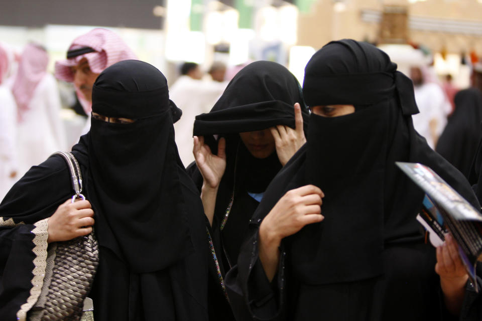 Los derechos de las mujeres en Arabia Saudí son limitados. (AP Photo/Hassan Ammar)