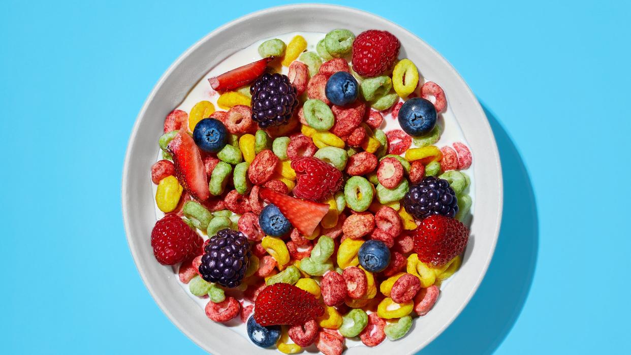 bowl of healthy cereal with fresh fruit