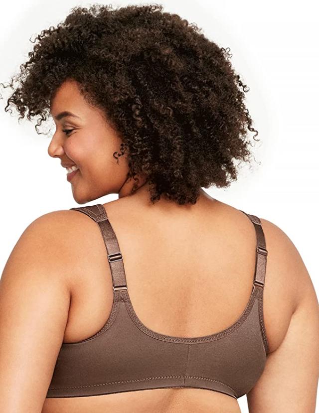 Reviewers With Larger Busts Say This Front-Closure Bra Is So Easy