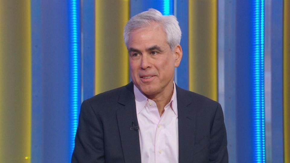 PHOTO: 'Anxious Generation' author Jonathan Haidt speaks with Rebecca Jarvis on 'Good Morning America,' March 26, 2024. (ABC News)
