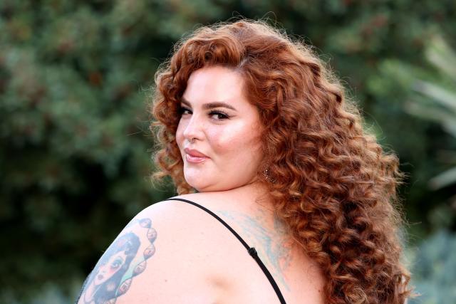 Tess Holliday says she is trying to feel grateful and happy despite dealing with body image struggles. (Photo: Amy Sussman/Getty Images)