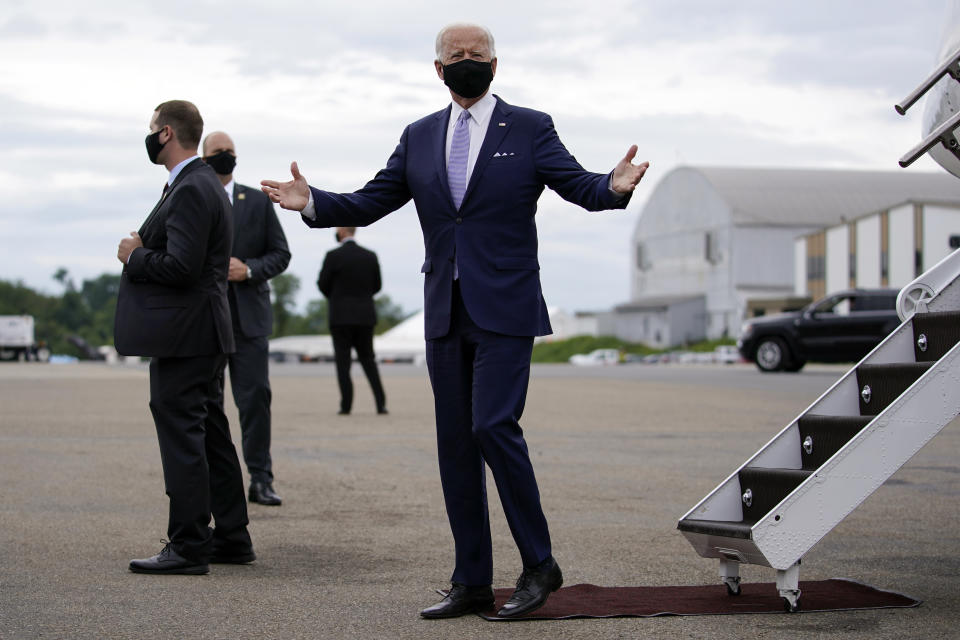 Democratic presidential candidate former Vice President Joe Biden arrives at the Allegheny County Airport in West Mifflin, Pa., en route to speak at a campaign event in Pittsburgh, Pa., Monday, Aug. 31, 2020. (AP Photo/Carolyn Kaster)