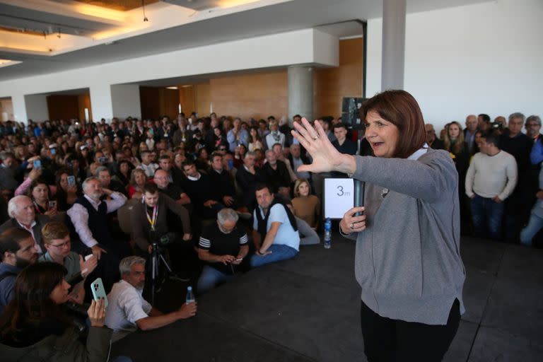 Patricia Bullrich encabezó un plenario de su línea interna en Mar del Plata