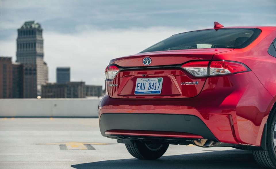 <p>2020 Toyota Corolla hybrid</p>