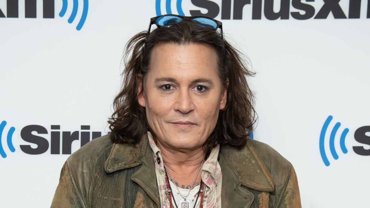 Hollywoodstar Johnny Depp soll laut "The Hollywood Reporter" bei Rihannas Unterwäsche Fashionshow eine wichtige Rolle übernehmen. (Bild: Noam Galai / Getty Images for SiriusXM)