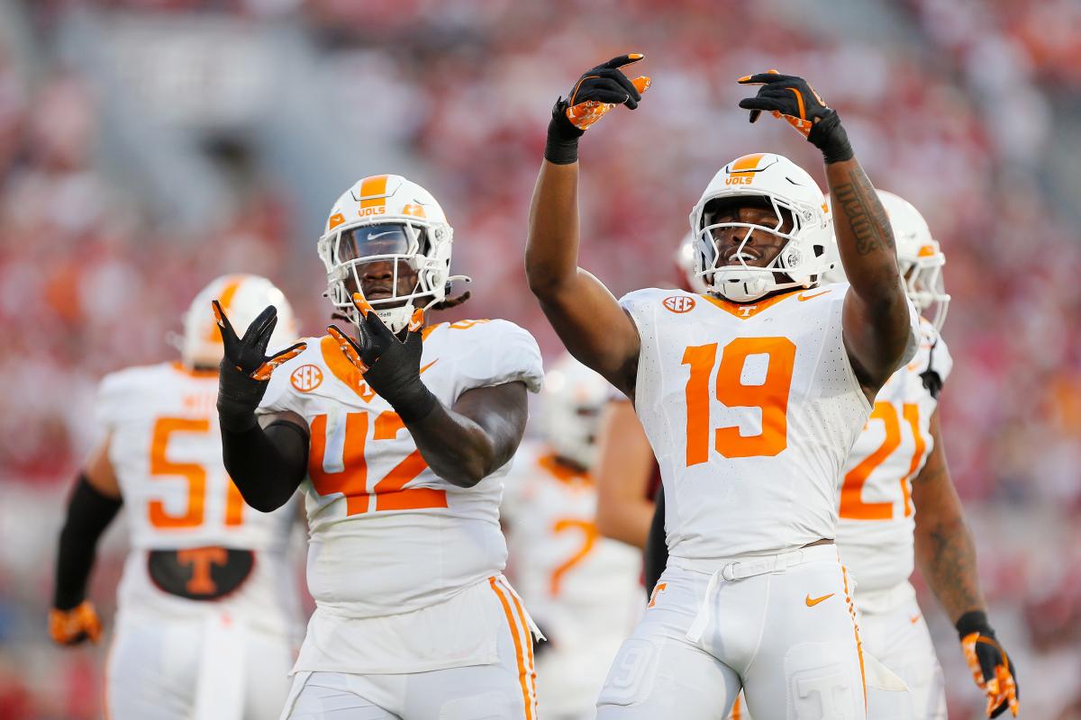 Tennessee football has the best defensive line in the country and more overreactions from Oklahoma