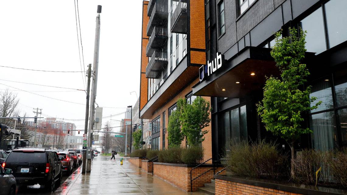 The Hub apartment complex at 685 S. Limestone in Lexington, Ky., Tuesday, March 26, 2024, located across the street from the campus of the University of Kentucky. Brian Simms/bsimms@herald-leader.com