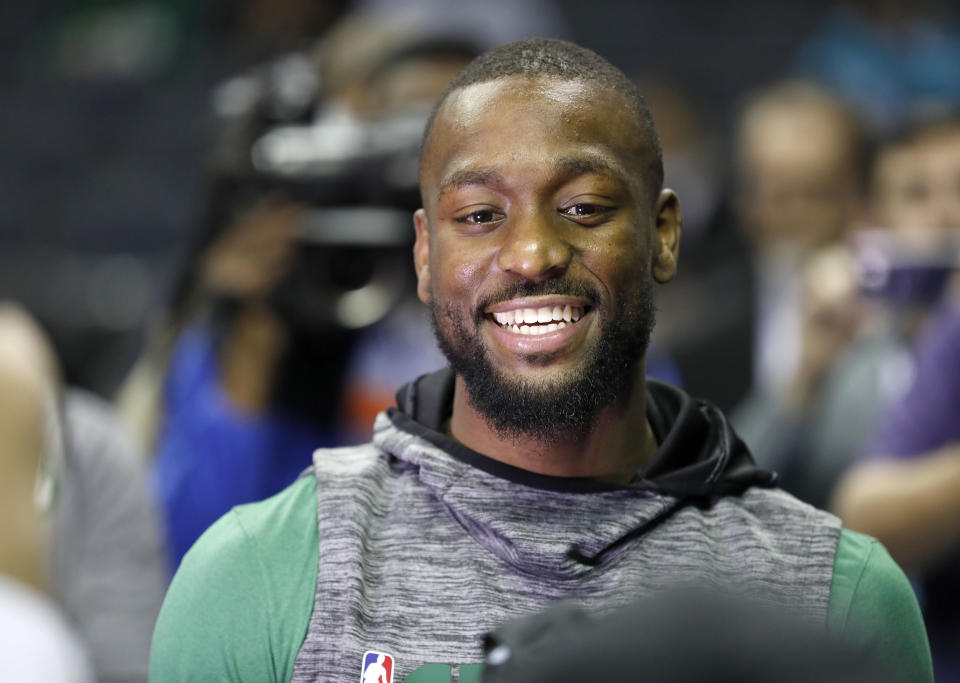 Kemba Walker received a rousing ovation in Charlotte on Thursday. (Bob Leverone/AP)