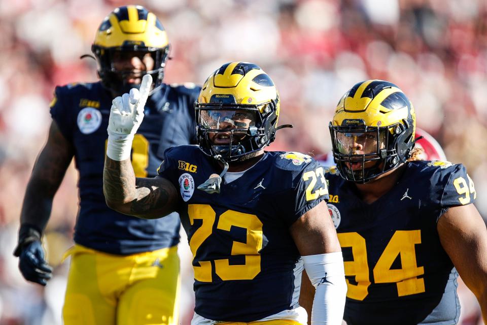 Michigan linebacker Michael Barrett celebrates a play against Alabama during the first half of the Rose Bowl in Pasadena, California, on Monday, Jan. 1, 2024.