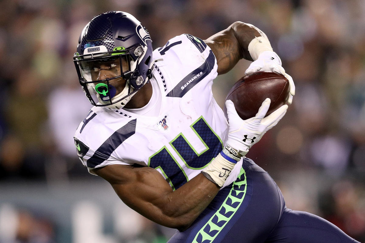 Russell Wilson, DK Metcalf lead Seahawks past Eagles 17-9