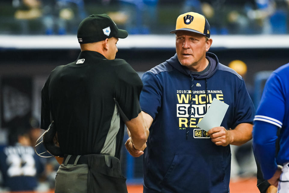 Milwaukee Brewers bench coach Pat Murphy