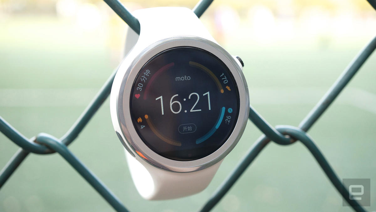 Moto 360 Sport 評測：保守的領跑者