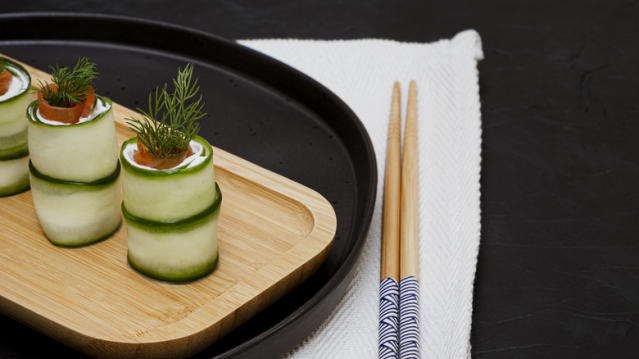 Clever Upright Cucumber and Zucchini Peeler 