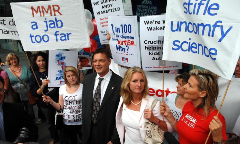 Andrew Wakefield with supporters in London, 2007