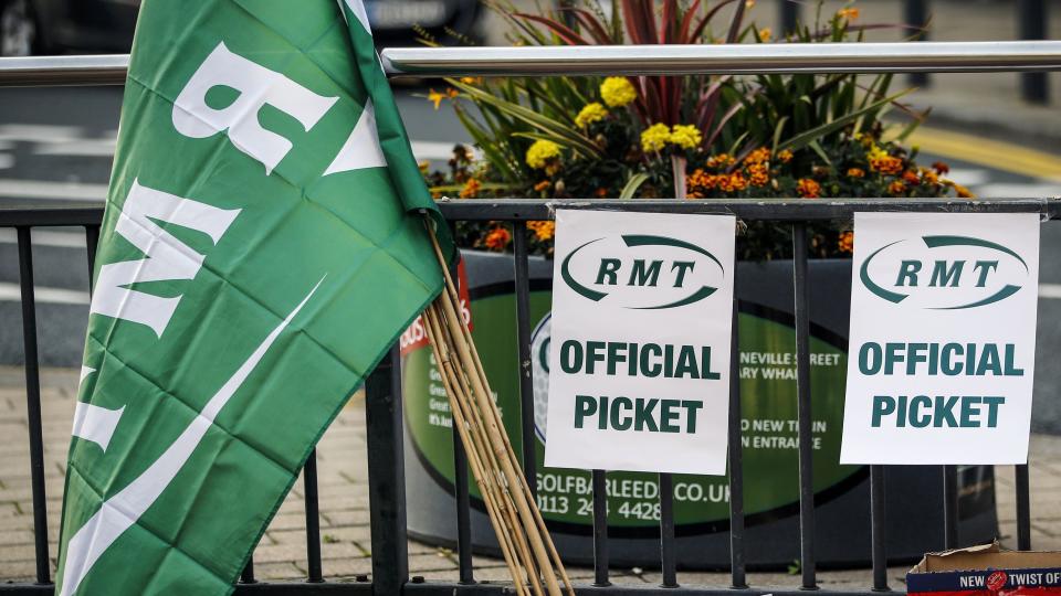 <p>Arriva Rail North called on the RMT to suspend its industrial action for the sake of businesses and Christmas shoppers. </p>