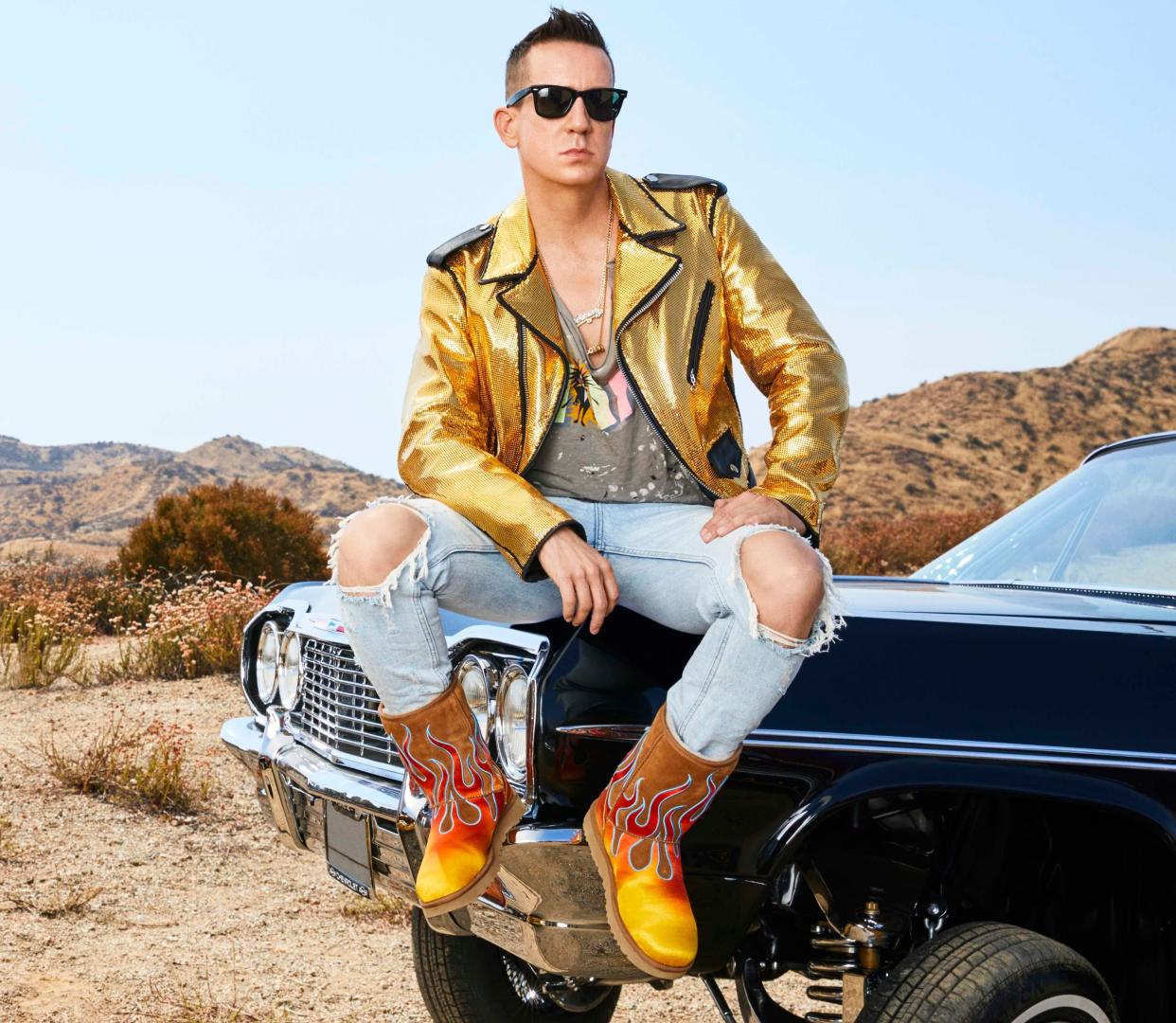 Jeremy Scott models a pair of boots&nbsp;from&nbsp;his collaboration with Ugg. (Photo: Ugg)