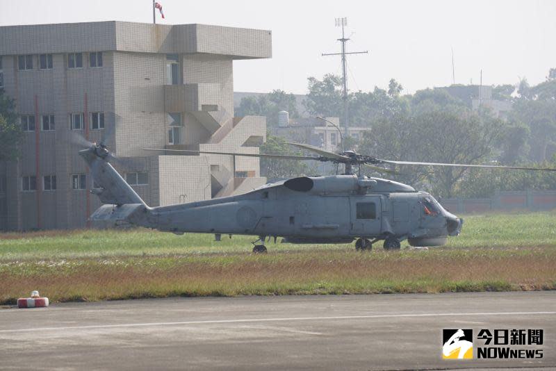 ▲S-70C反潛直升機傳飛安事故，海軍下令全機隊停飛實施飛安特檢。（資料照／記者呂炯昌攝）