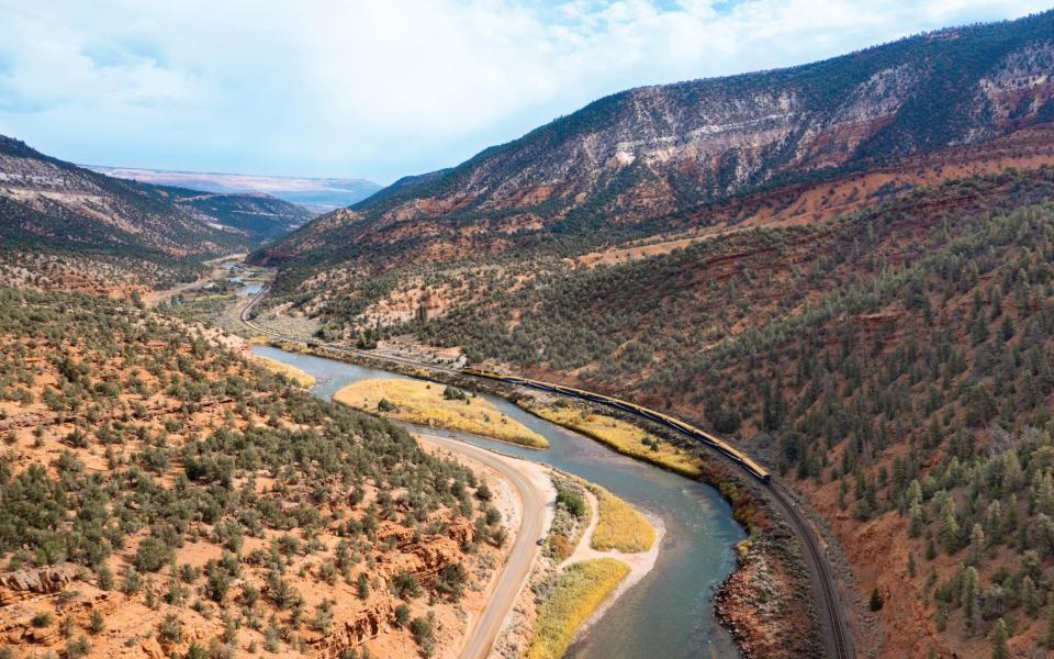 Rocky Mountaineer - Rocky Mountaineer